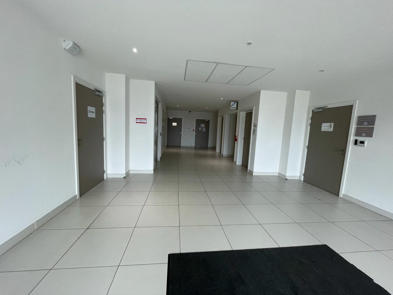 Bureau Marseille 175m² Vente bureau Marseille Bouches-du-Rhône OVBUR2421902 1